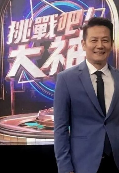 最新泄密门长沙某医院实习生护士私生活淫乱啪啪视频流出 - 爱情AV